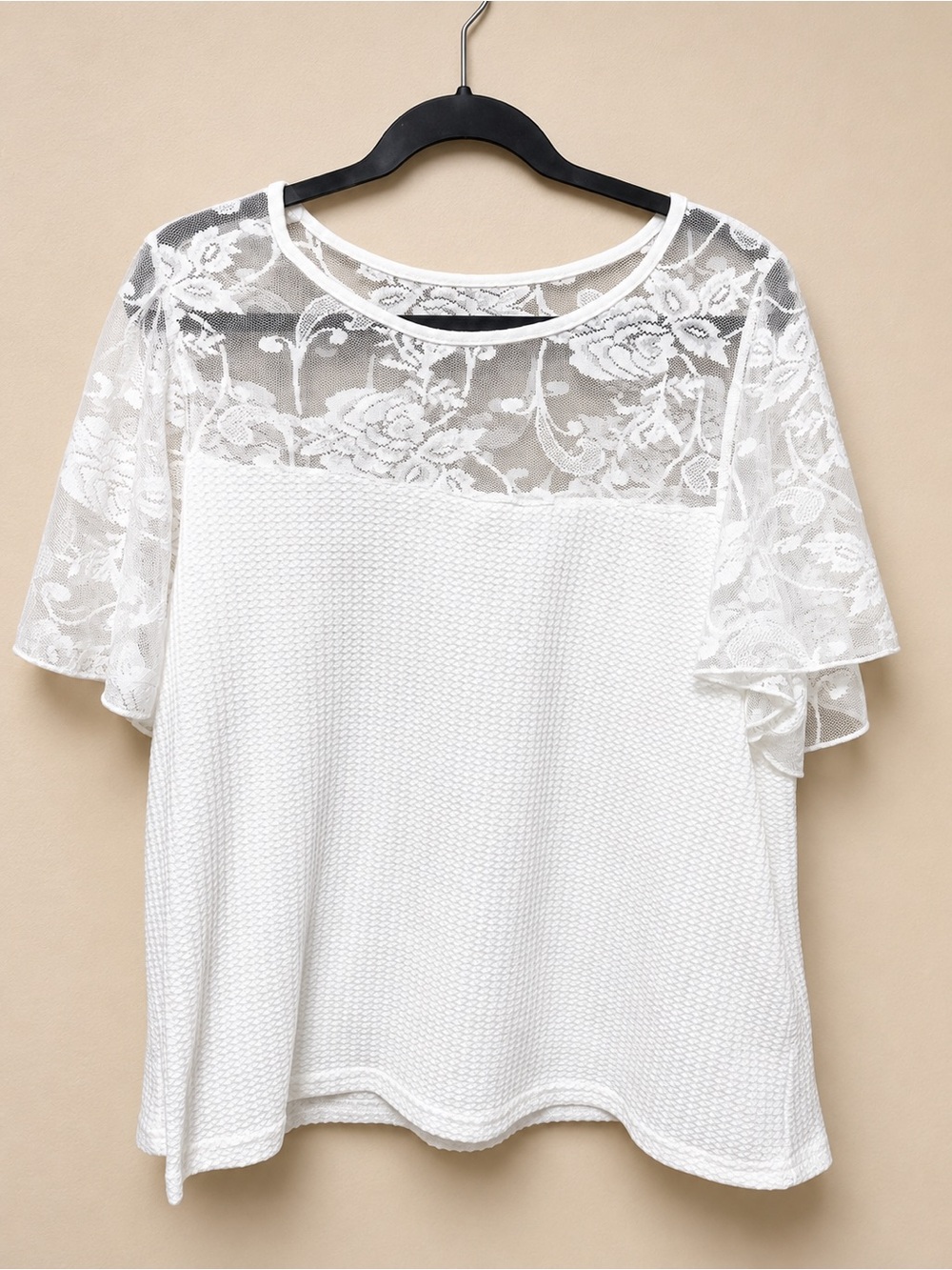 SHEIN White Floral Lace Yoke Short Sleeve Top